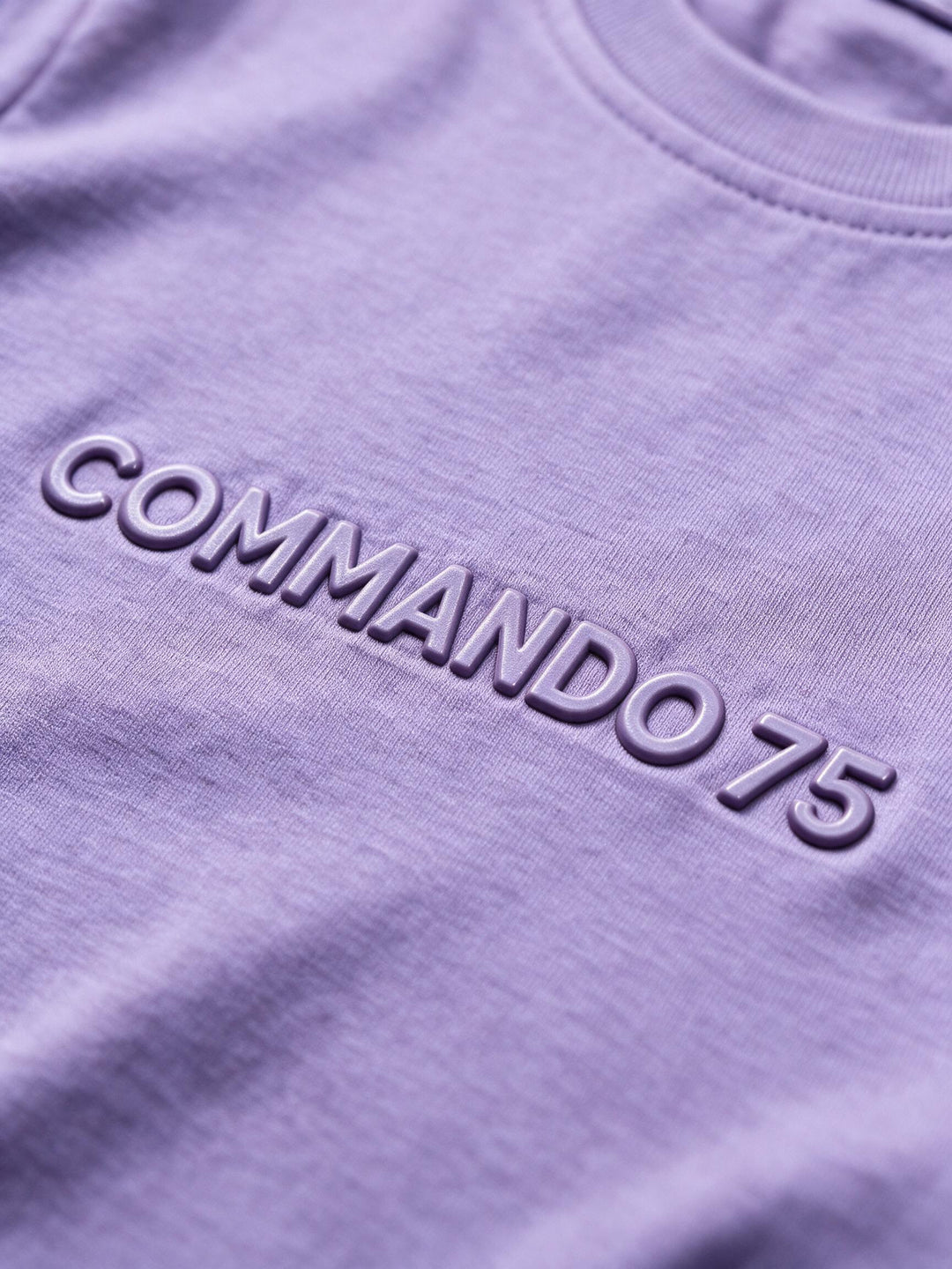 T-Shirt Embossed Commando 75 — Violet Mauve
